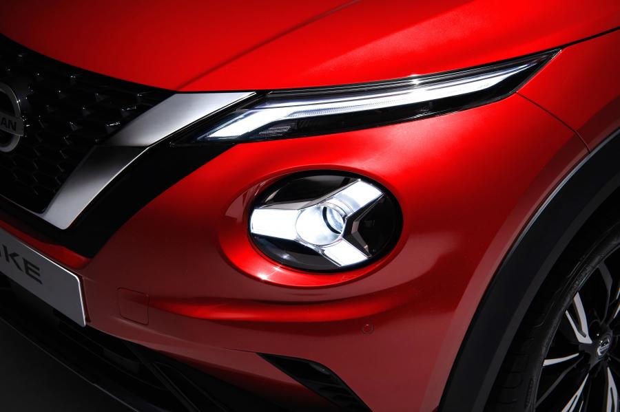 Детали экстерьера Nissan Juke 2019 года  (WW) (фото 36 из 65)